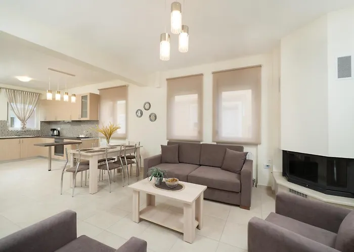 بيت للعطل Nik *